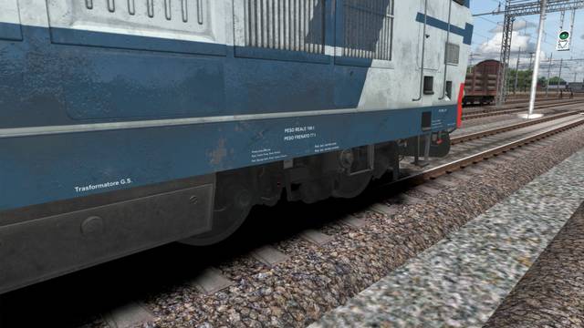Italian Railways E652 Tigre Locomotive & Wagons